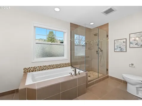 4221 SW 47th Drive Portland OR 97221