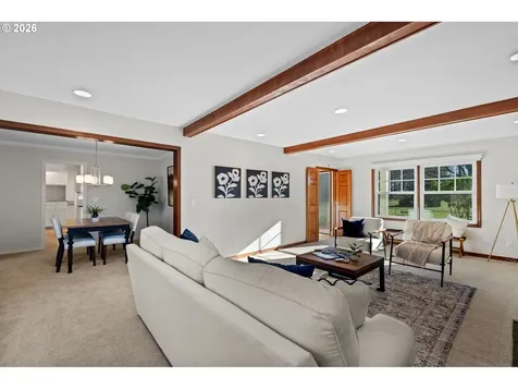 4221 SW 47th Drive Portland OR 97221