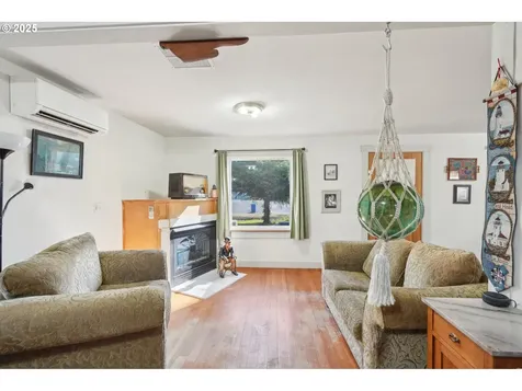 3411 Columbia Heights Road Longview WA 98632