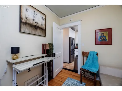 3723 SE Clay Street Portland OR 97214