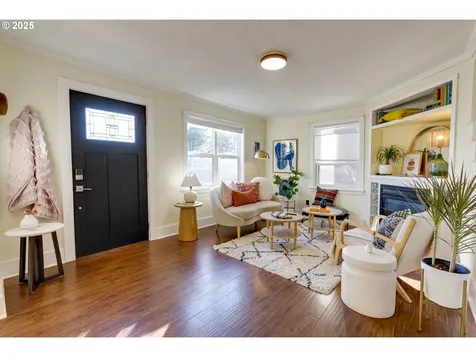6623 SE 71st Avenue Portland OR 97206