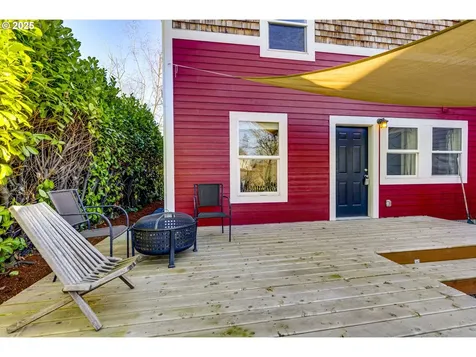 6623 SE 71st Avenue Portland OR 97206