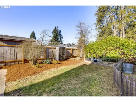 6623 SE 71st Avenue Portland OR 97206
