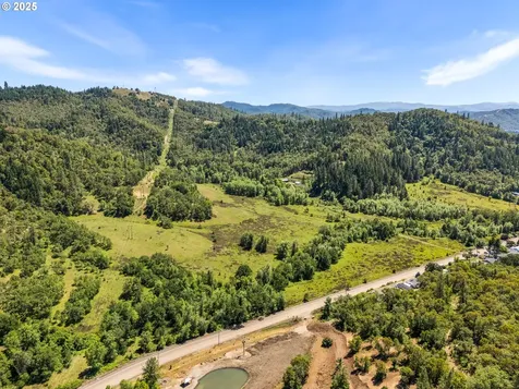 NE Newton Creek Drive Roseburg OR 97470