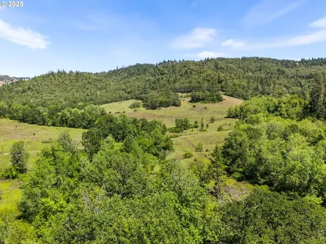 NE Newton Creek Drive Roseburg OR 97470