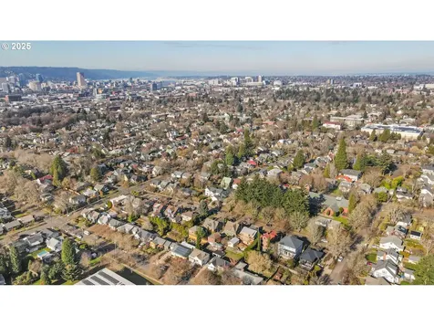 2805 SE Grant Street Portland OR 97214