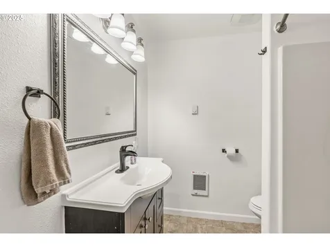 230 Haussler Road Kelso WA 98626