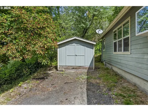 230 Haussler Road Kelso WA 98626
