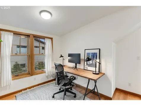7150 SE Alder Street Portland OR 97215