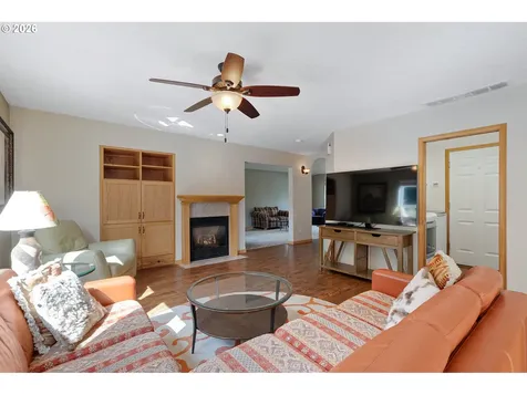 13810 Bean Court Oregon City OR 97045