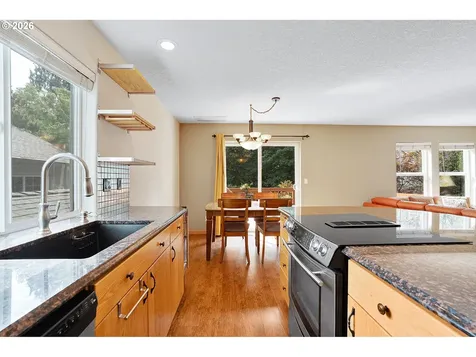 13810 Bean Court Oregon City OR 97045