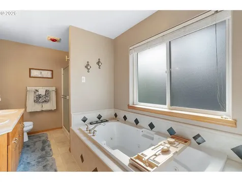 13810 Bean Court Oregon City OR 97045