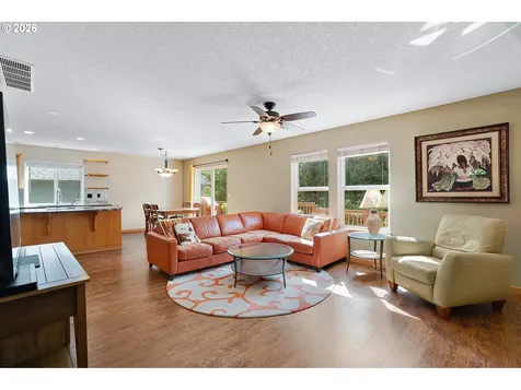 13810 Bean Court Oregon City OR 97045