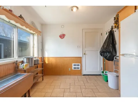 2064 Grant Street Eugene OR 97405