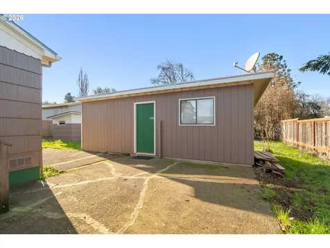 2064 Grant Street Eugene OR 97405