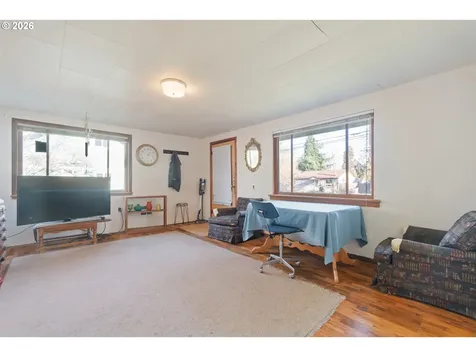 2064 Grant Street Eugene OR 97405