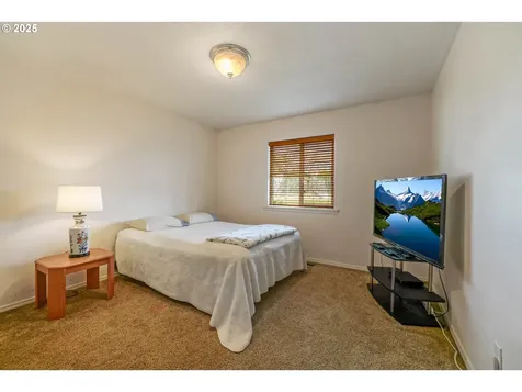 1625 Brown Street Woodburn OR 97071