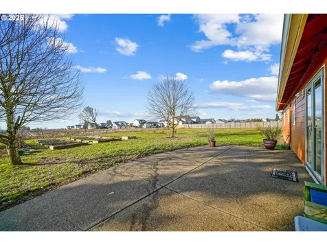 1625 Brown Street Woodburn OR 97071