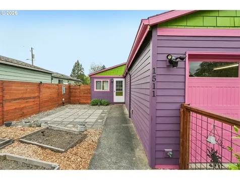 1511 NE Rosa Parks Way Portland OR 97211