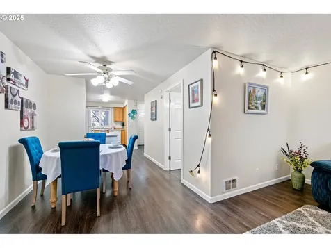 1623 Oak Patch Road Eugene OR 97402