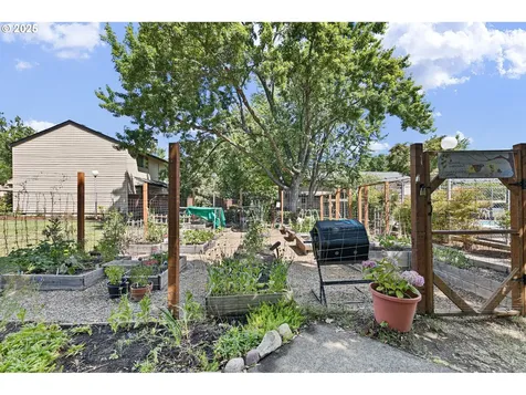 1623 Oak Patch Road Eugene OR 97402