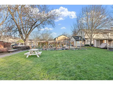1623 Oak Patch Road Eugene OR 97402