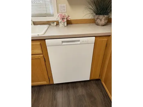 1623 Oak Patch Road Eugene OR 97402