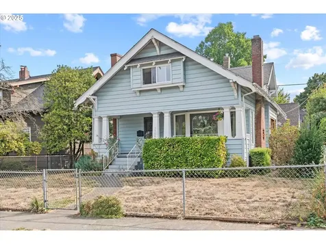 5906 NE Cleveland Avenue Portland OR 97211