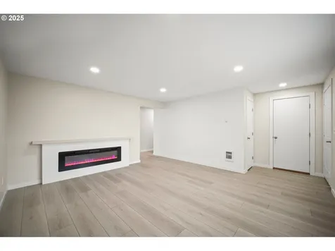 10705 NE 90th Street Vancouver WA 98662