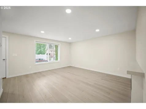 10705 NE 90th Street Vancouver WA 98662