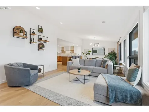 3995 X Street Washougal WA 98671
