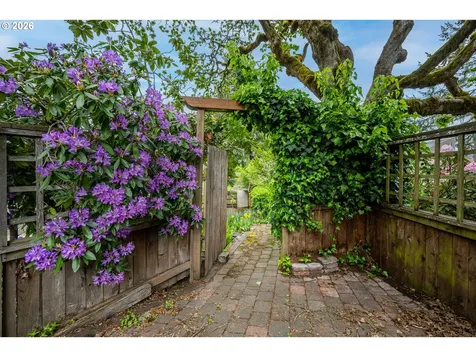 2540 Lincoln Street Eugene OR 97405