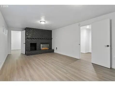 1904 SE 80th Avenue Portland OR 97215