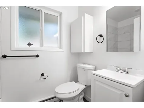 1904 SE 80th Avenue Portland OR 97215