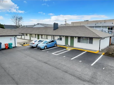 1904 SE 80th Avenue Portland OR 97215