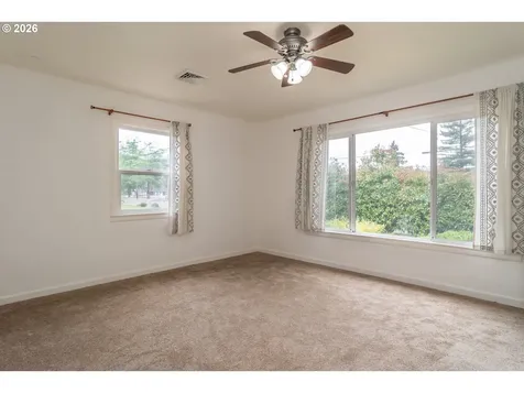 461 W Broccoli Street Roseburg OR 97471