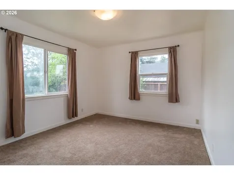 461 W Broccoli Street Roseburg OR 97471