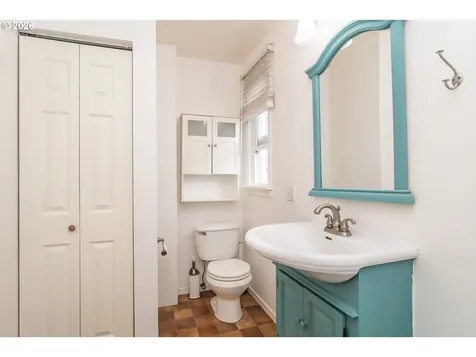 461 W Broccoli Street Roseburg OR 97471