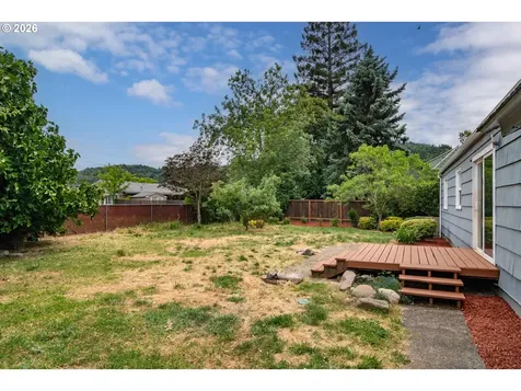 461 W Broccoli Street Roseburg OR 97471