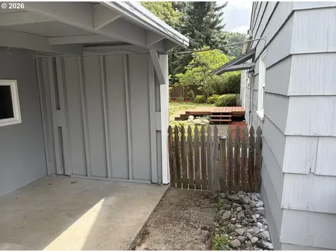 461 W Broccoli Street Roseburg OR 97471