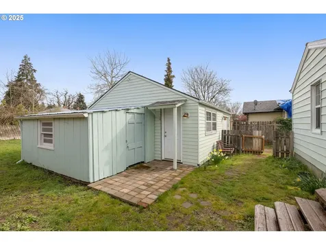 153 NW Rachel Street Hillsboro OR 97124