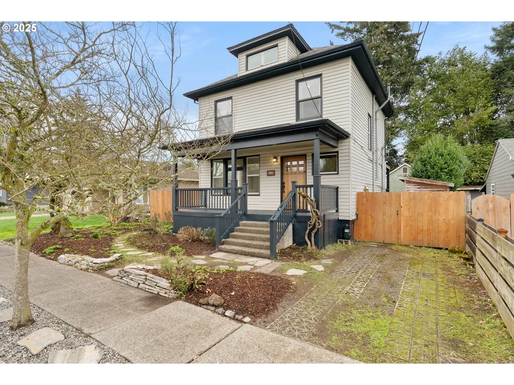 8925 N Hodge Avenue Portland OR 97203