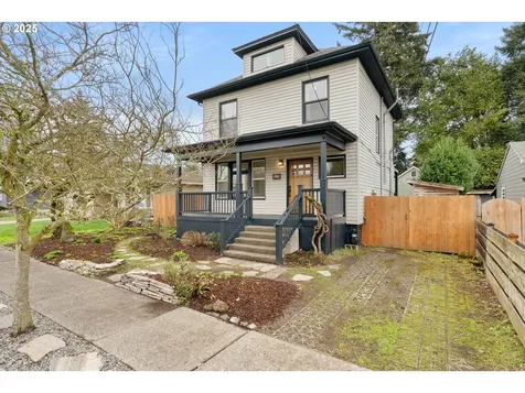 8925 N Hodge Avenue Portland OR 97203