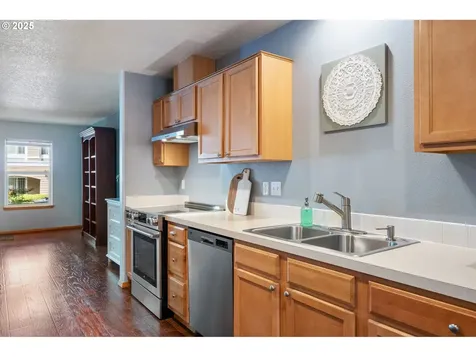 1178 NE 6th Street Gresham OR 97030