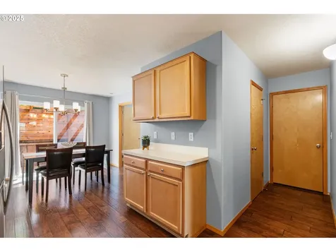 1178 NE 6th Street Gresham OR 97030