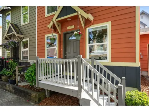 1178 NE 6th Street Gresham OR 97030