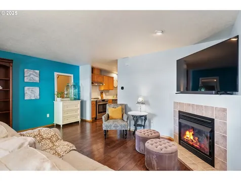1178 NE 6th Street Gresham OR 97030