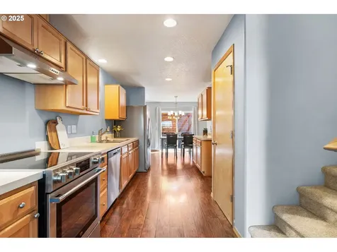 1178 NE 6th Street Gresham OR 97030