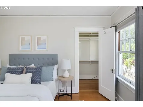 205 SE 32nd Avenue Portland OR 97214