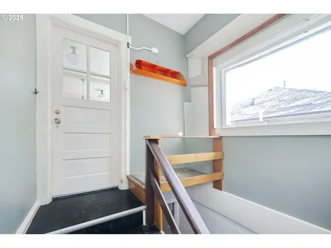 205 SE 32nd Avenue Portland OR 97214
